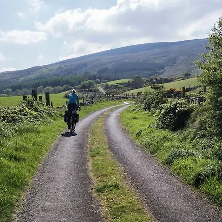 Wild Atlantic Haven, Cosy Nr. & بيت للعطل